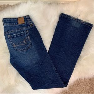 2️⃣/2️⃣0️⃣American Eagle dark wash distressed jean